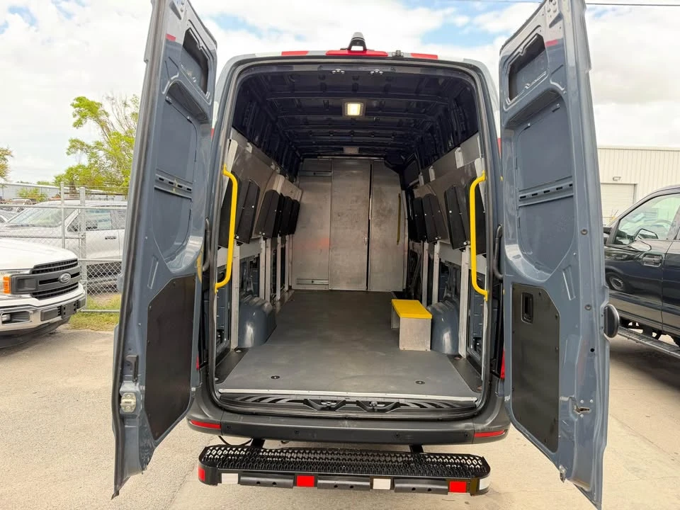 2019 Mercedes-Benz VS30 Sprinter - Image 4 of 7