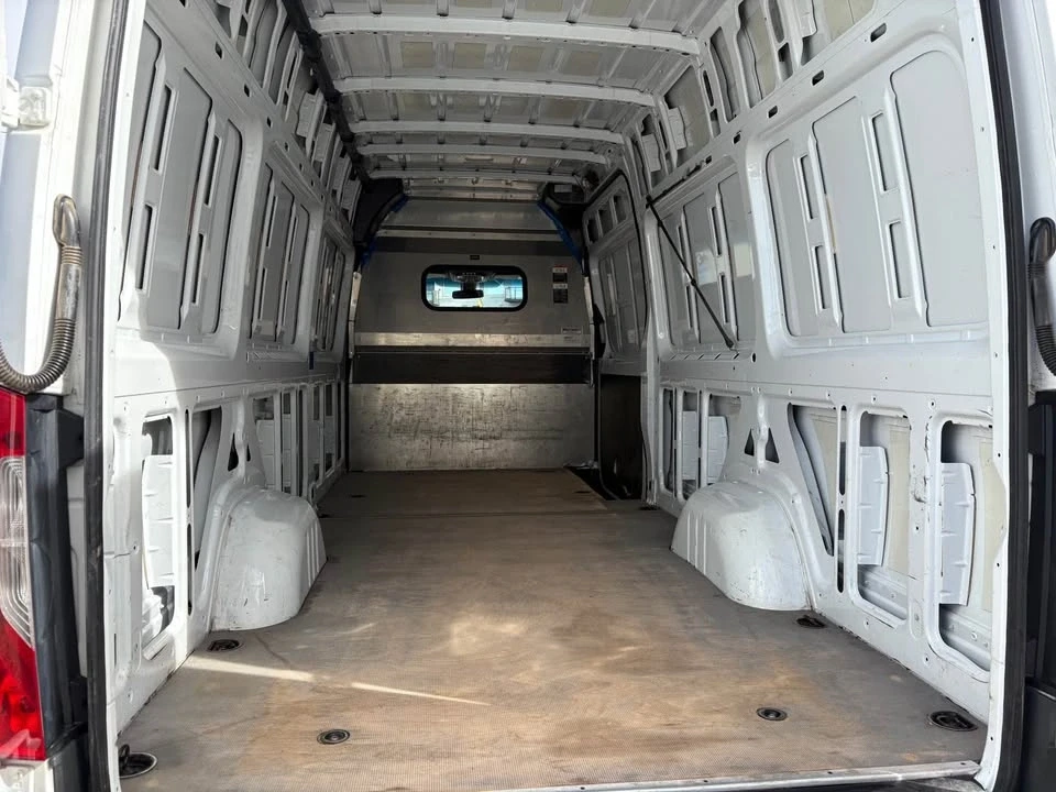 2019 Mercedes-Benz VS30 Sprinter - Image 9 of 11