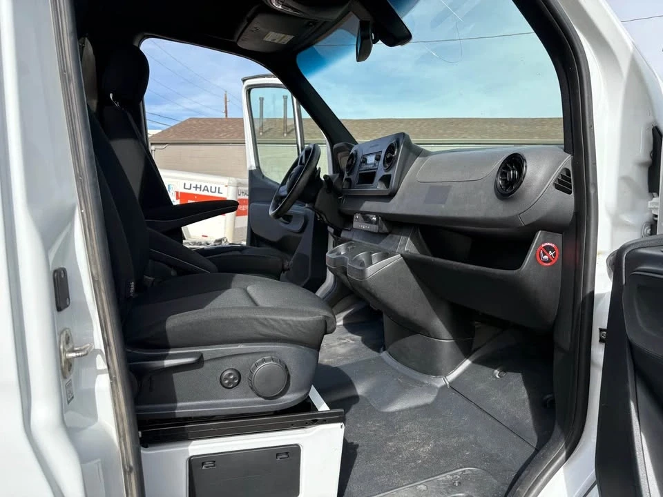 2019 Mercedes-Benz VS30 Sprinter - Image 11 of 11