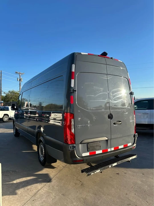 2019 Mercedes-Benz VS30 Sprinter - Image 3 of 10