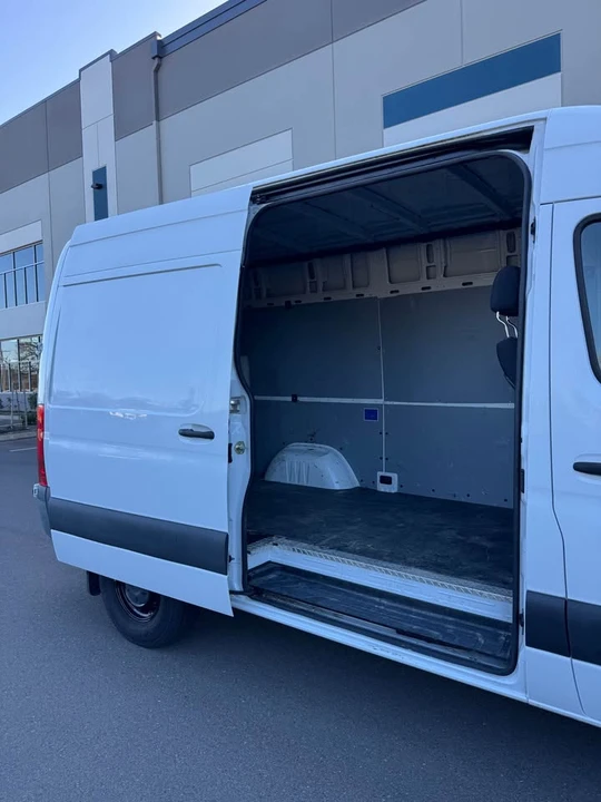 2019 Mercedes-Benz VS30 Sprinter - Image 14 of 15