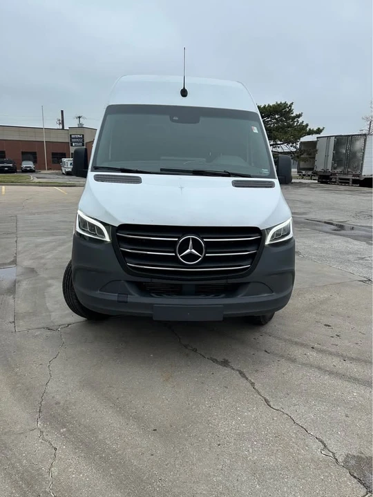 2019 Mercedes-Benz VS30 Sprinter - Image 10 of 11