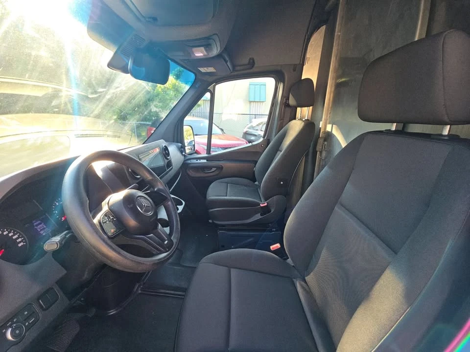 2019 Mercedes-Benz VS30 Sprinter - Image 11 of 15