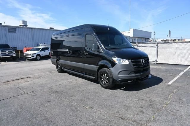 2019 Mercedes-Benz VS30 Sprinter - Image 2 of 20