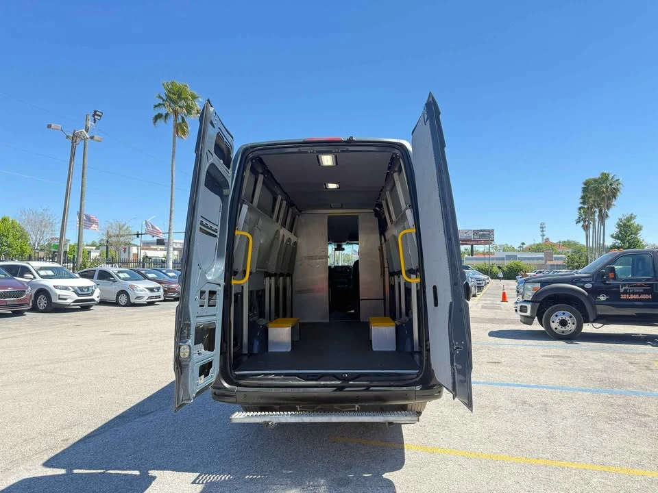2019 Mercedes-Benz VS30 Sprinter - Image 3 of 15