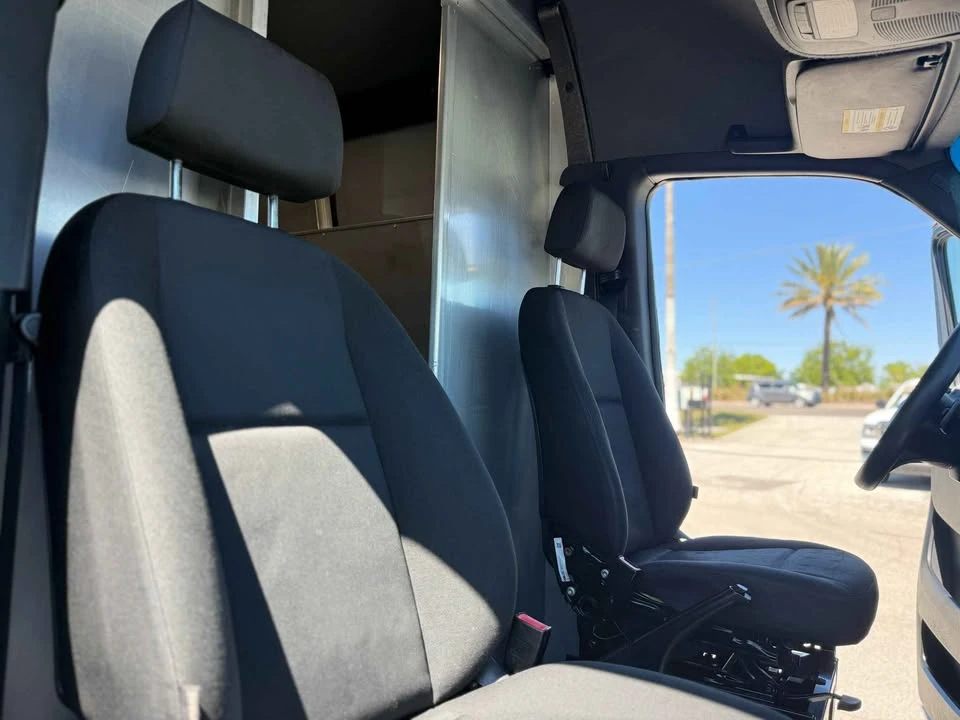 2019 Mercedes-Benz VS30 Sprinter - Image 15 of 15