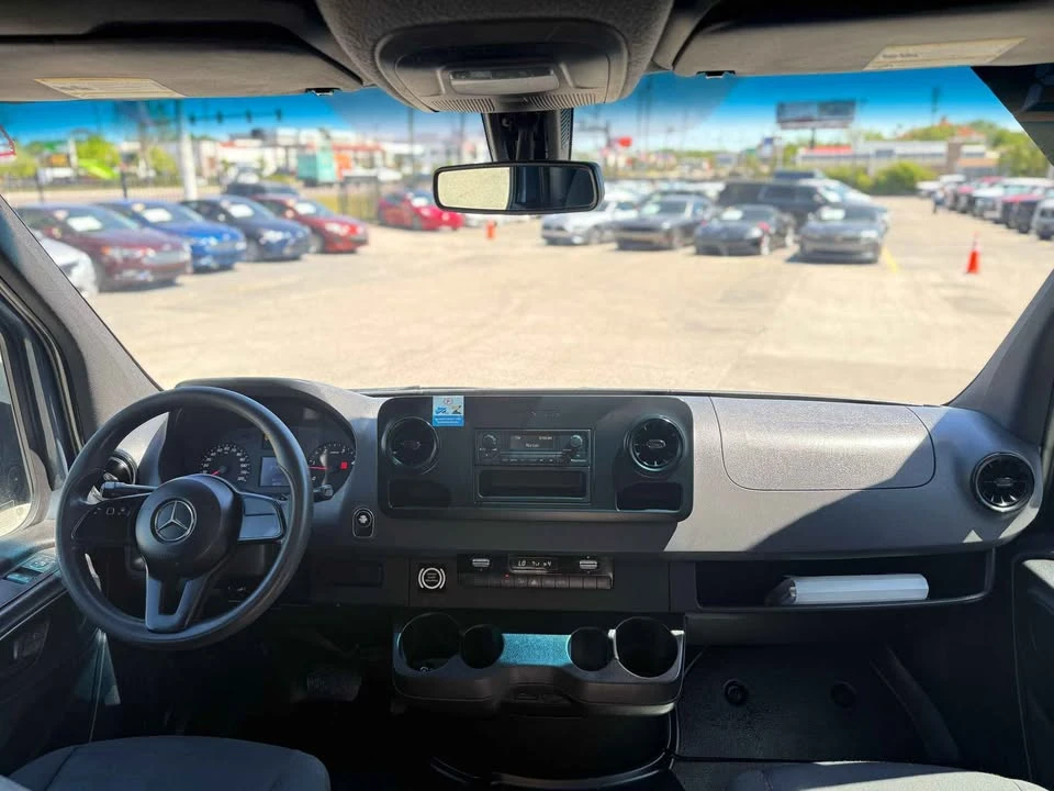 2019 Mercedes-Benz VS30 Sprinter - Image 13 of 15