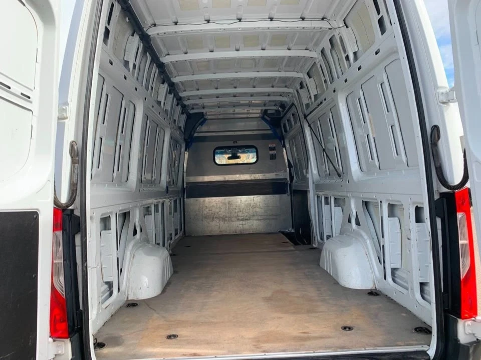 2019 Mercedes-Benz VS30 Sprinter - Image 10 of 18