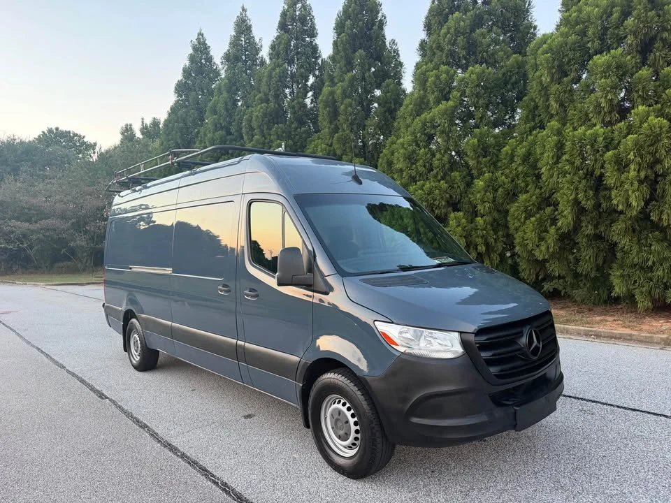 2019 Mercedes-Benz VS30 Sprinter - Image 2 of 12