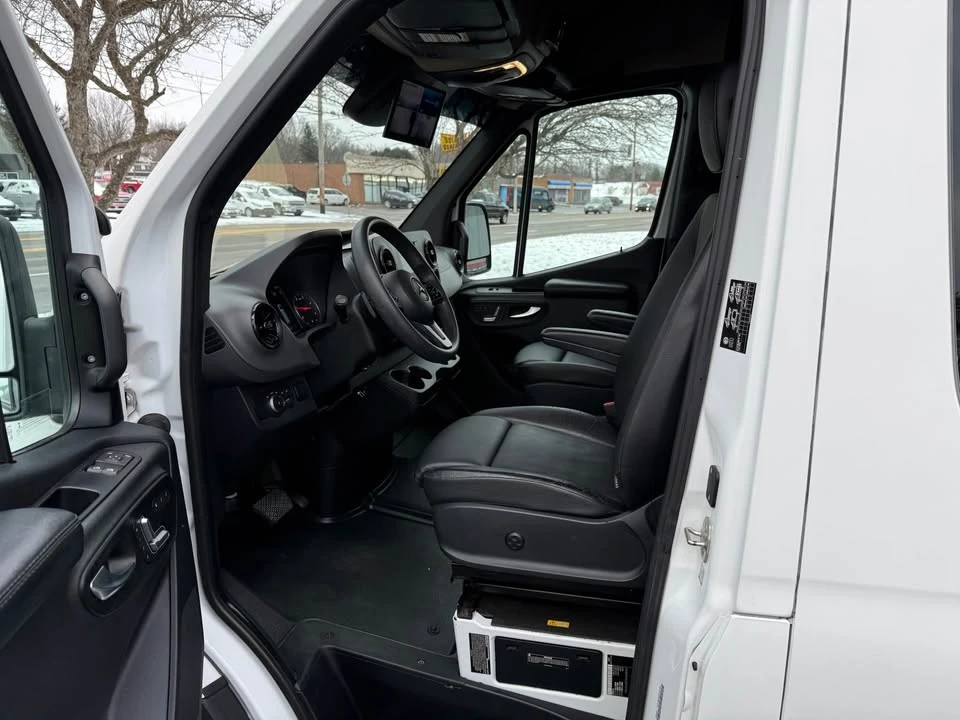 2019 Mercedes-Benz VS30 Sprinter - Image 5 of 20
