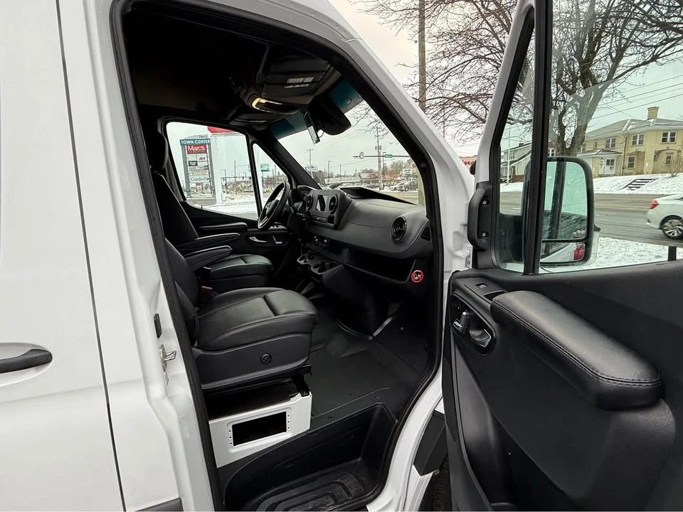 2019 Mercedes-Benz VS30 Sprinter - Image 18 of 20