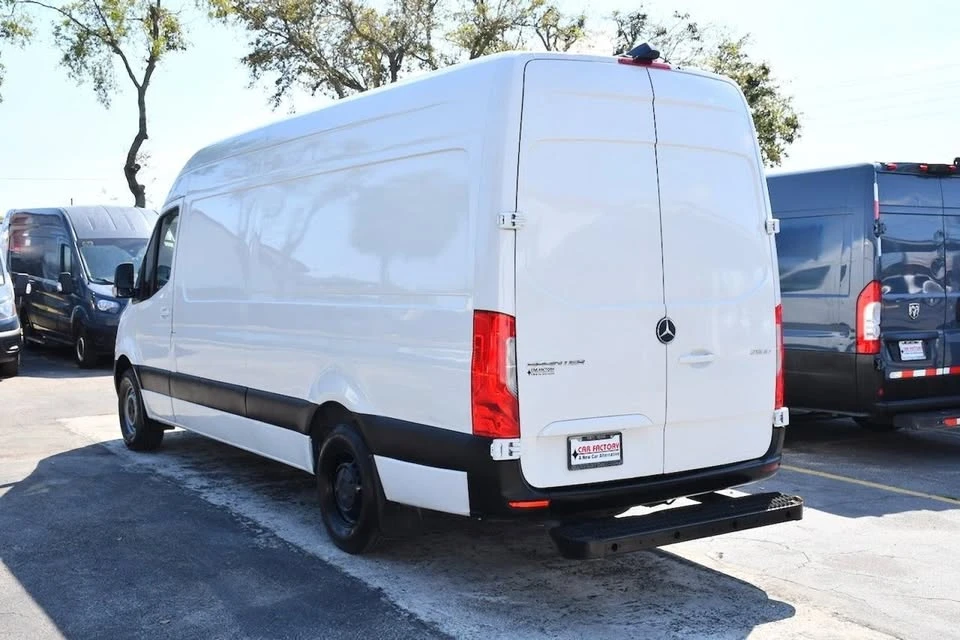2019 Mercedes-Benz VS30 Sprinter - Image 4 of 20