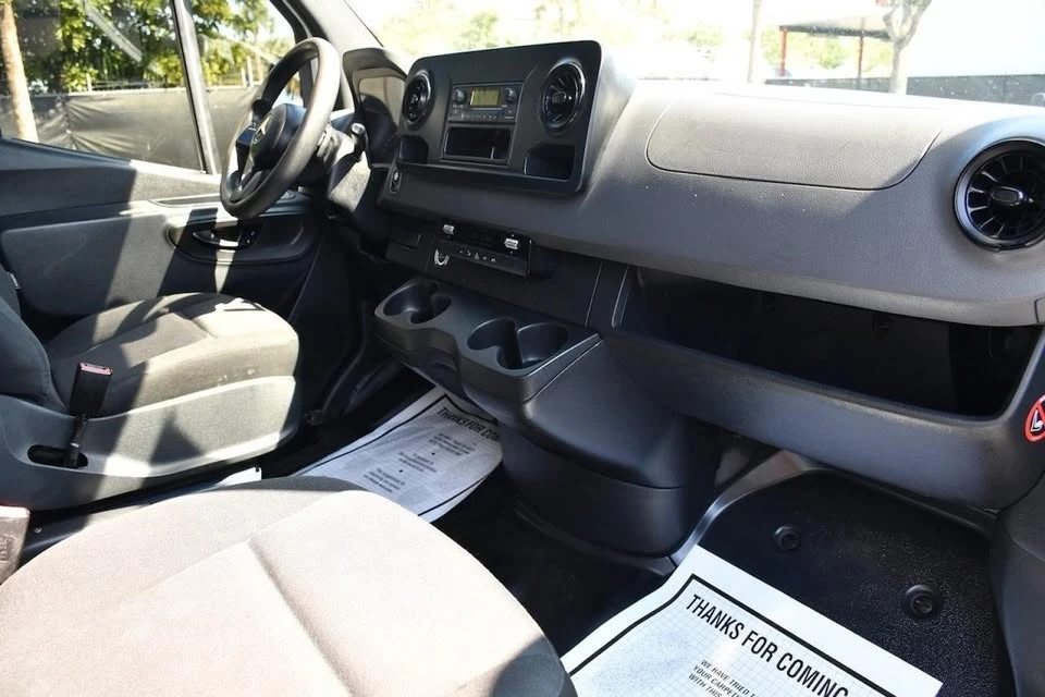 2019 Mercedes-Benz VS30 Sprinter - Image 14 of 20