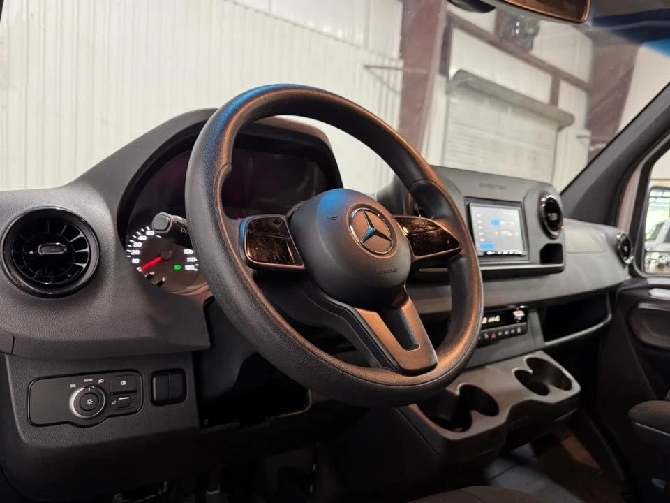 2019 Mercedes-Benz VS30 Sprinter - Image 4 of 19