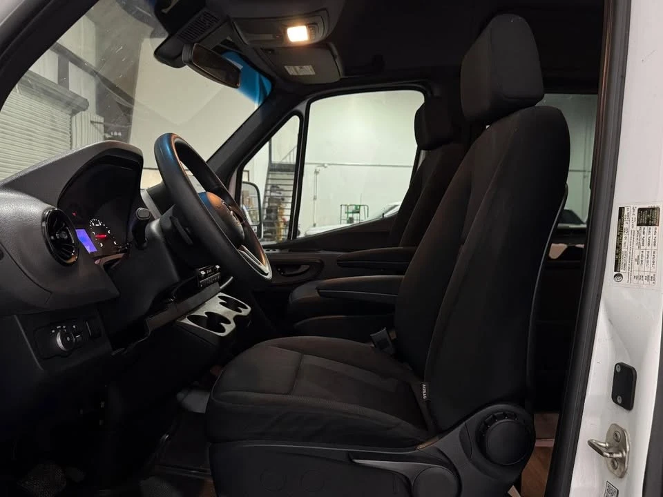2019 Mercedes-Benz VS30 Sprinter - Image 5 of 19