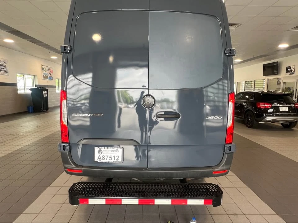 2019 Mercedes-Benz VS30 Sprinter - Image 2 of 7