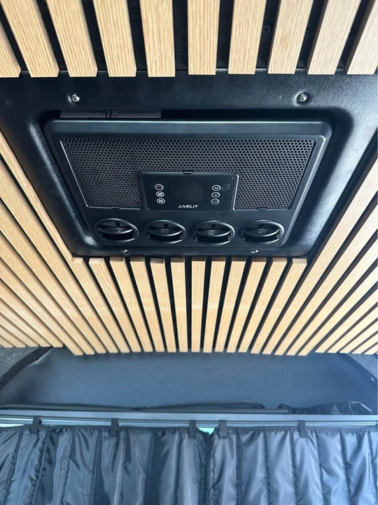 2019 Mercedes-Benz Sprinter - Image 8 of 17