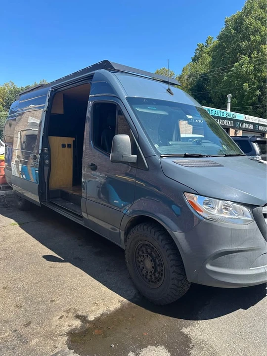 2019 Mercedes-Benz Sprinter - Image 2 of 17
