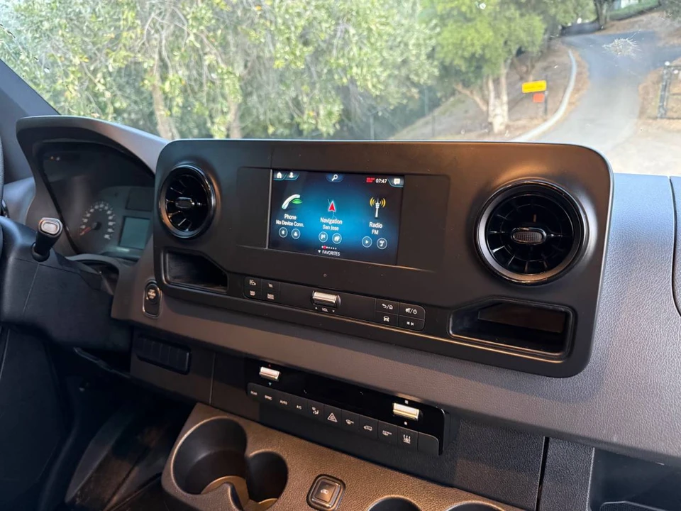 2019 Mercedes-Benz VS30 Sprinter - Image 17 of 24