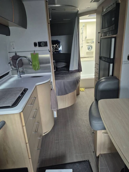 2019 Mercedes-Benz VS30 Sprinter - Image 3 of 19