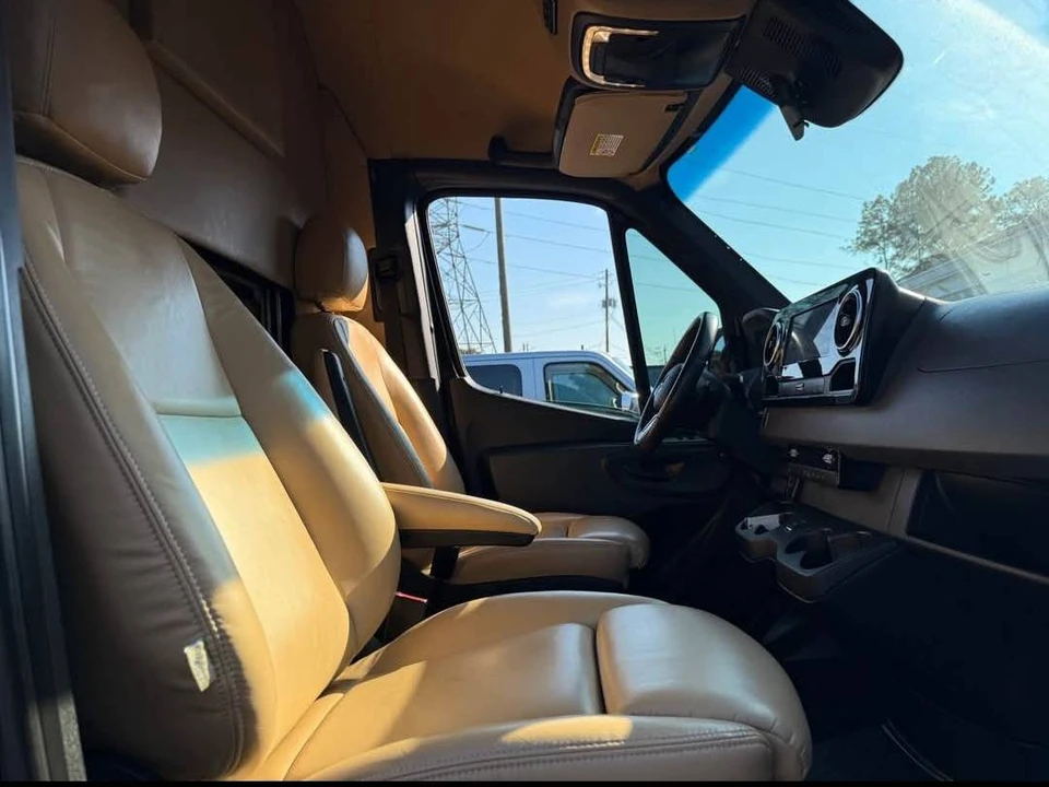 2019 Mercedes-Benz VS30 Sprinter - Image 7 of 9