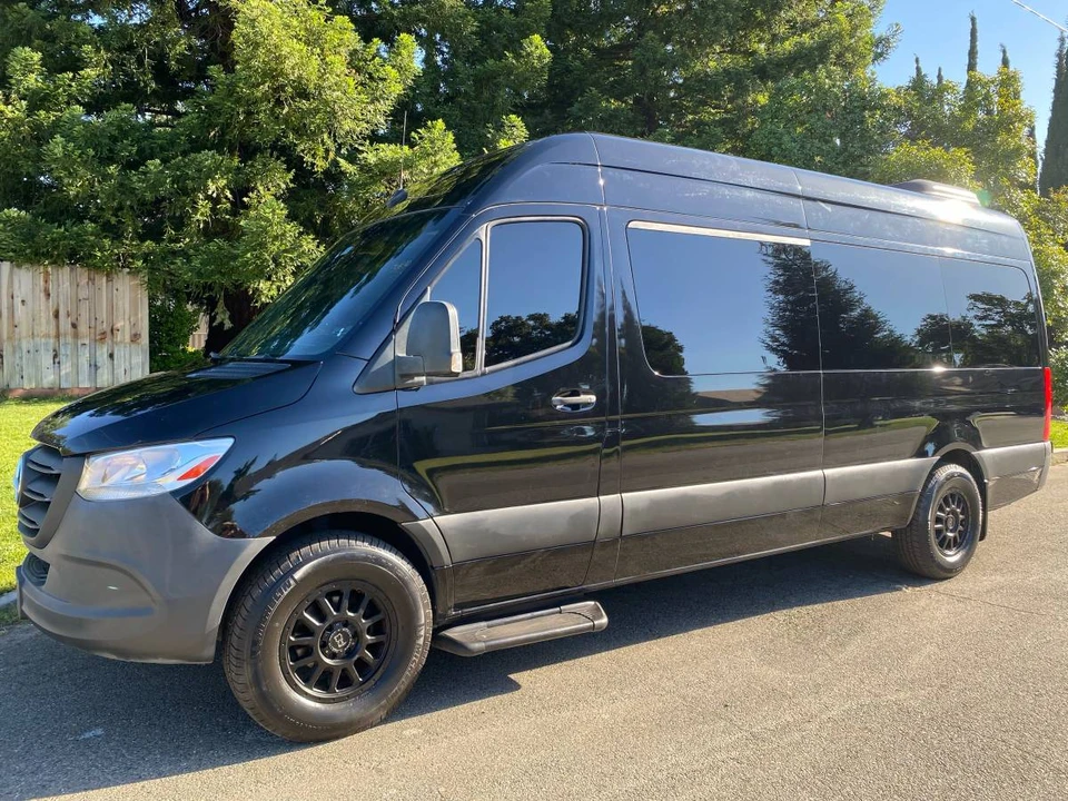 2019 Mercedes-Benz VS30 Sprinter - Image 2 of 7