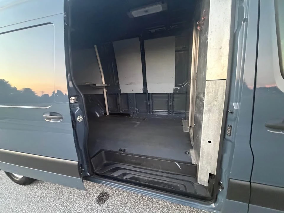 2019 Mercedes-Benz VS30 Sprinter - Image 7 of 11