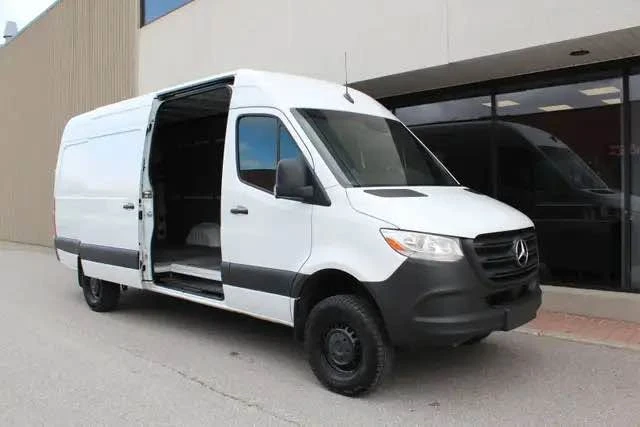 2019 Mercedes-Benz VS30 Sprinter - Image 18 of 20