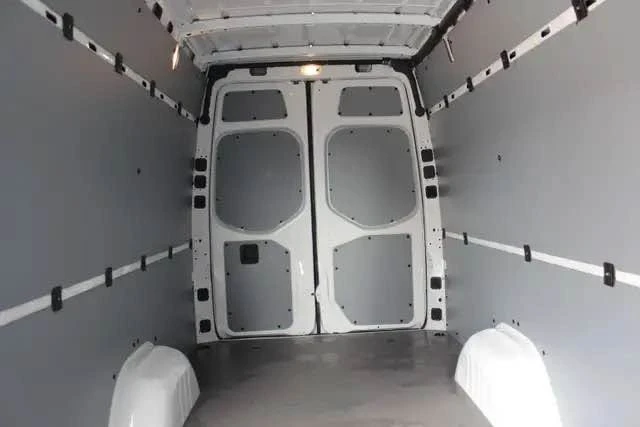 2019 Mercedes-Benz VS30 Sprinter - Image 4 of 20