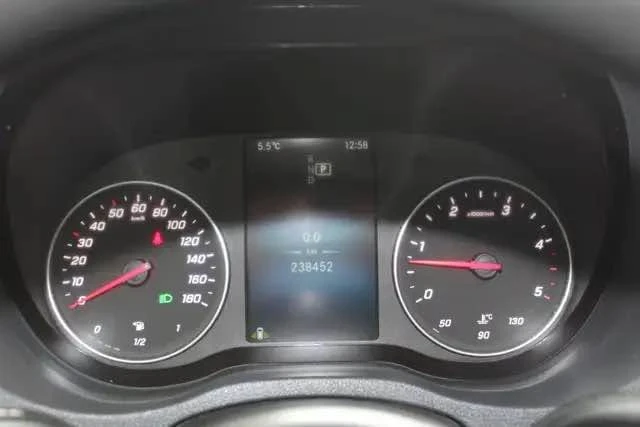 2019 Mercedes-Benz VS30 Sprinter - Image 14 of 20