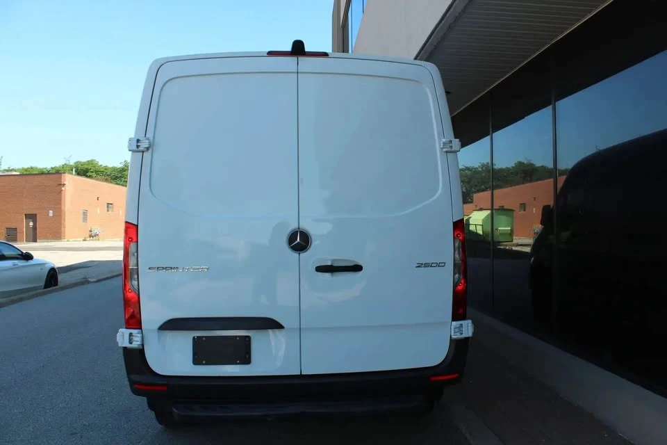 2019 Mercedes-Benz VS30 Sprinter - Image 17 of 20