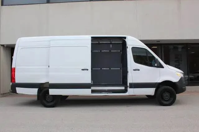 2019 Mercedes-Benz VS30 Sprinter - Image 3 of 20