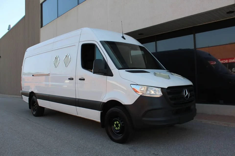 2019 Mercedes-Benz VS30 Sprinter - Image 15 of 20