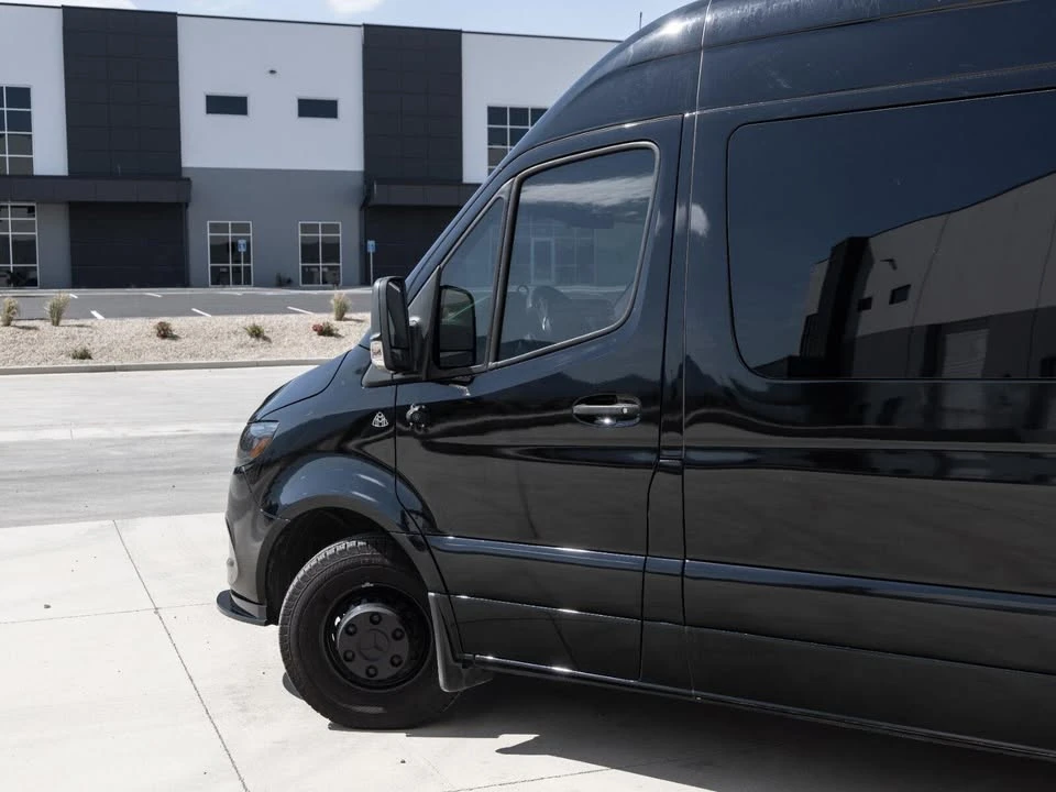 2019 Mercedes-Benz VS30 Sprinter - Image 18 of 20