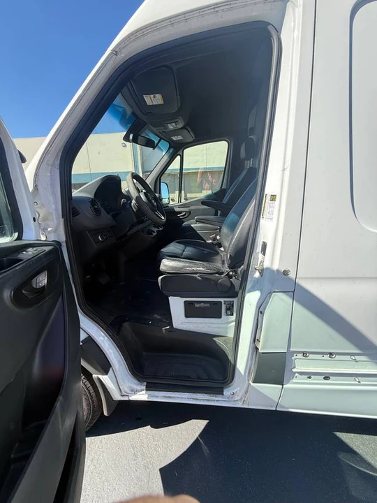 2019 Mercedes-Benz VS30 Sprinter - Image 9 of 9