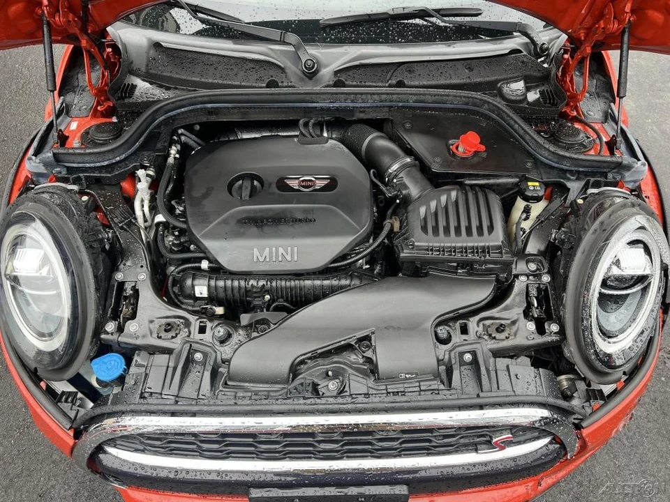 2019 Mini Mini Cooper S 3rd Gen - Image 7 of 12