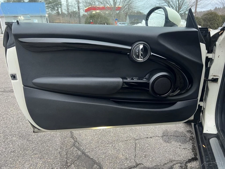2019 Mini Mini 3rd Gen - Image 12 of 12