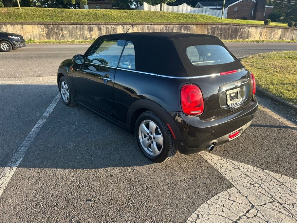 2019 Mini Mini 3rd Gen - Image 2 of 10