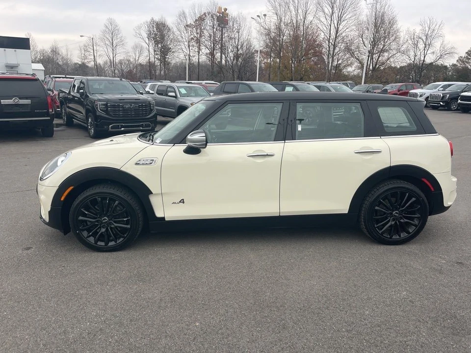 2019 Mini Clubman 2nd Gen - Image 2 of 12