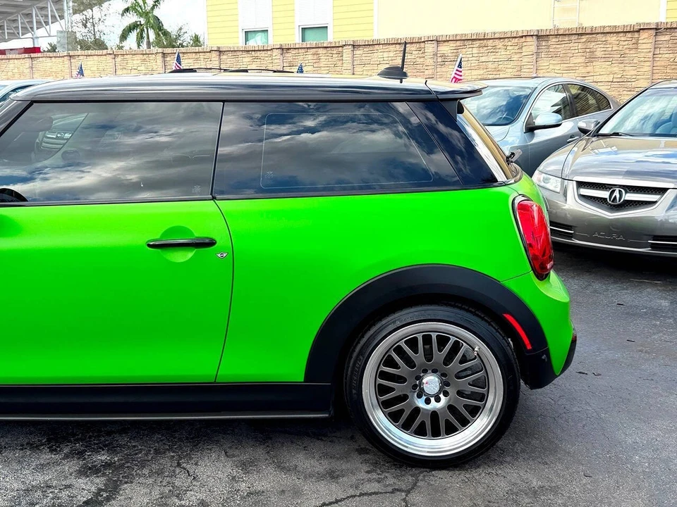 2019 Mini Mini Cooper S 3rd Gen - Image 9 of 31