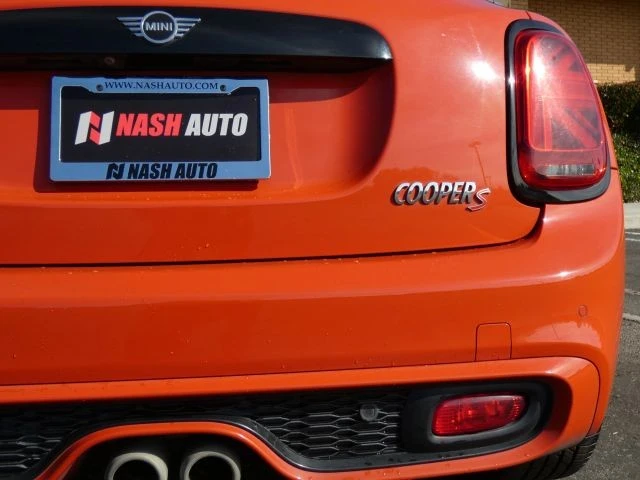 2019 Mini Mini Cooper S 3rd Gen - Image 8 of 21