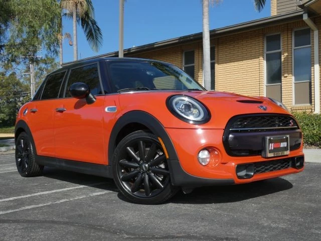 2019 Mini Mini Cooper S 3rd Gen - Image 4 of 21