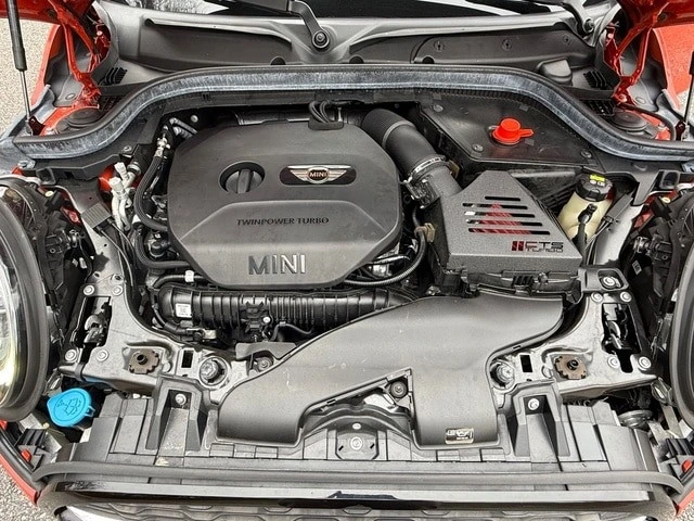 2019 Mini Mini Cooper S 3rd Gen - Image 9 of 12