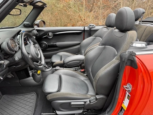 2019 Mini Mini Cooper S 3rd Gen - Image 11 of 12