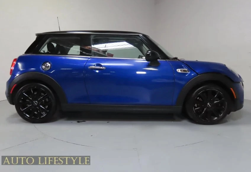2019 Mini Mini Cooper S 3rd Gen - Image 9 of 31