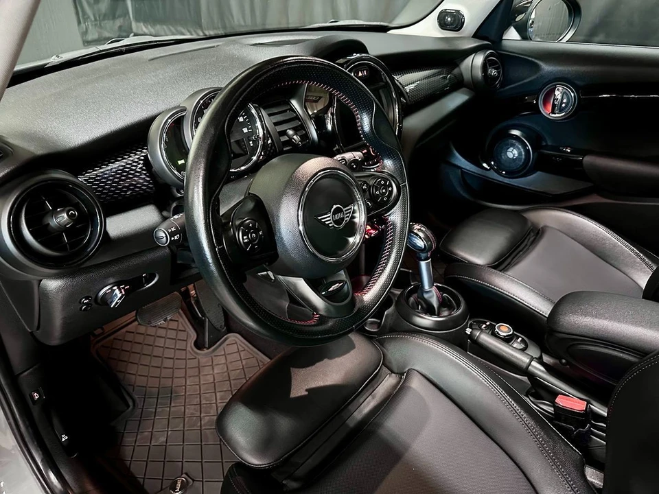 2019 Mini Mini Cooper S 3rd Gen - Image 10 of 12