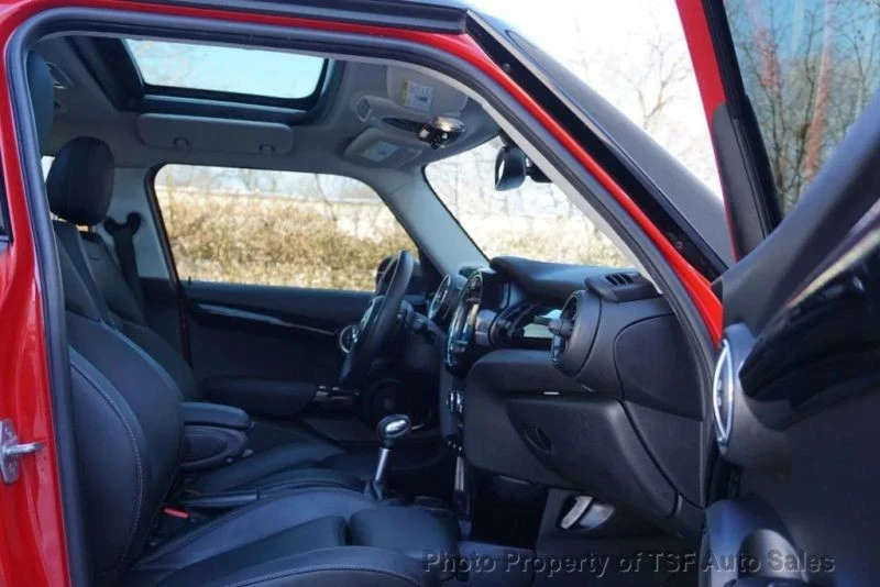 2019 Mini Mini Cooper S 3rd Gen - Image 11 of 12