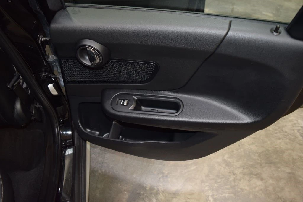2019 Mini Countryman 2nd Gen - Image 19 of 21