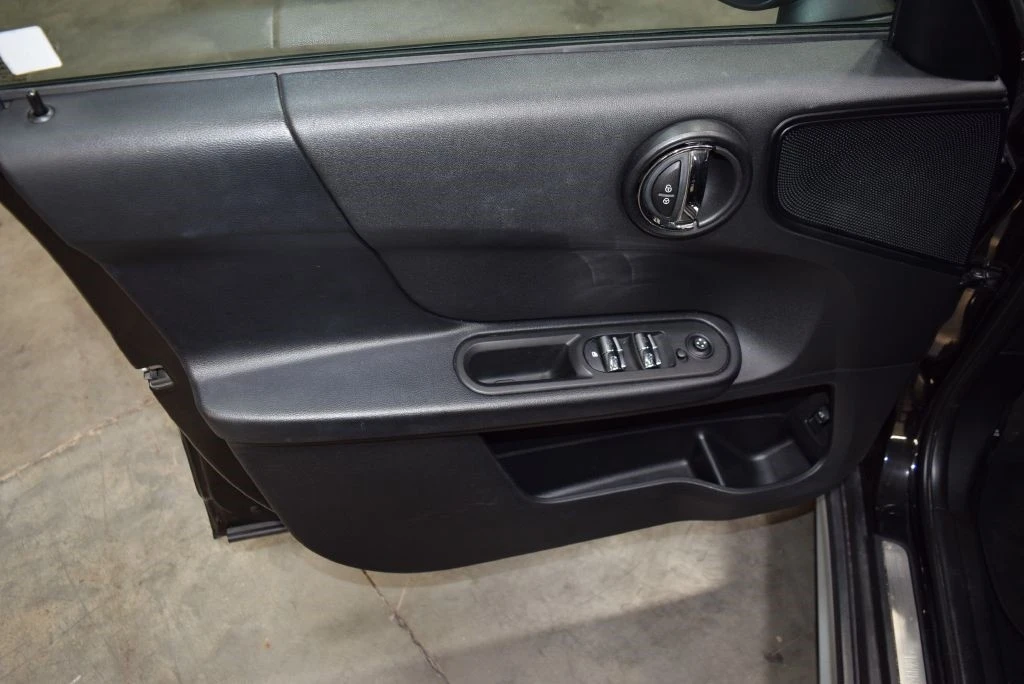 2019 Mini Countryman 2nd Gen - Image 24 of 31