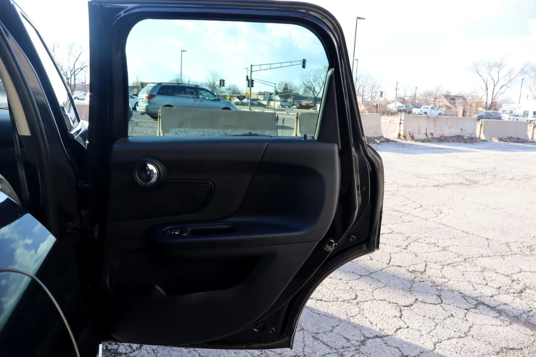 2019 Mini Countryman 2nd Gen - Image 16 of 21